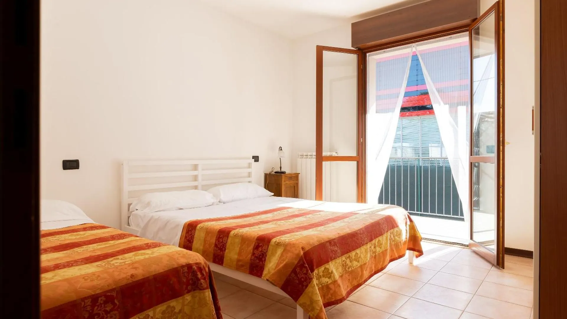 Maranello Suite 0*,  Italie