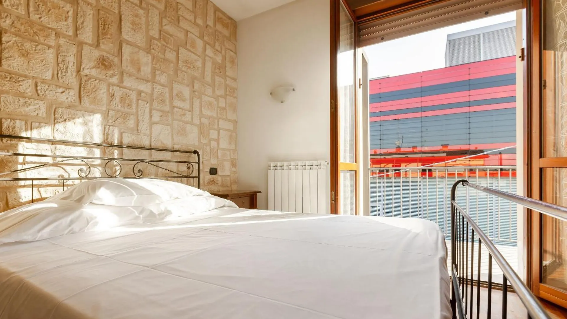 Maranello Suite 0*,